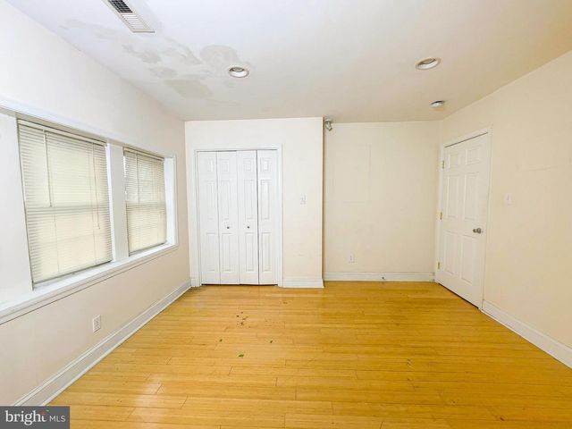 1835 D ST NE, Washington, DC 20002