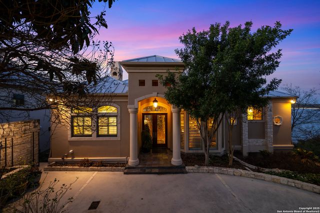 985 Janet, Canyon Lake, TX 78133