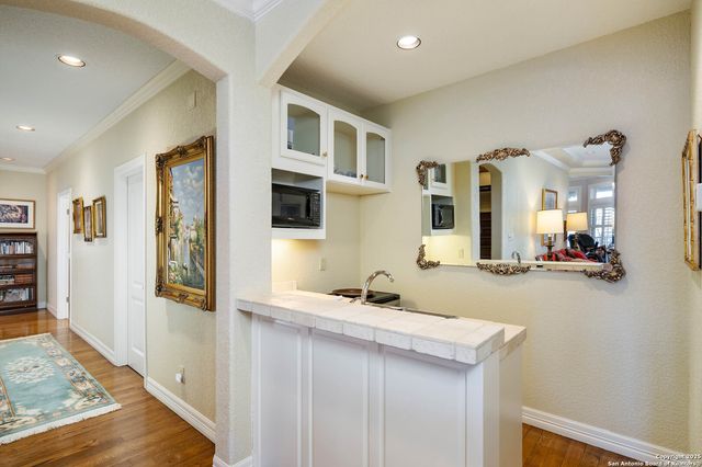 985 Janet, Canyon Lake, TX 78133