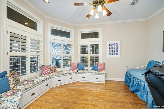 985 Janet, Canyon Lake, TX 78133