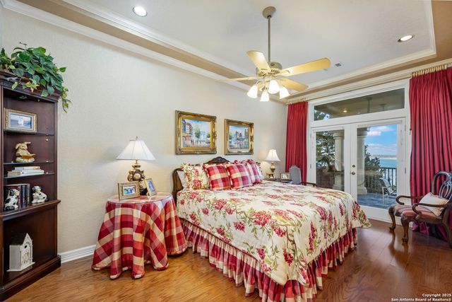 985 Janet, Canyon Lake, TX 78133