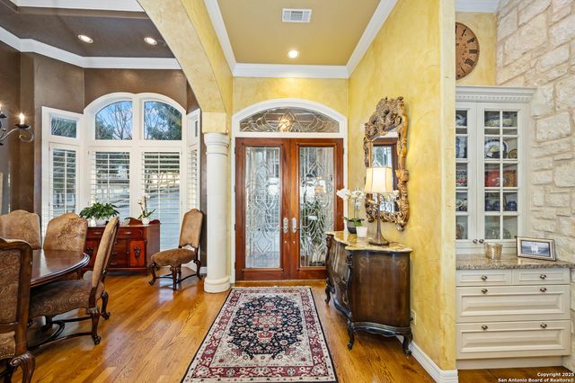 985 Janet, Canyon Lake, TX 78133