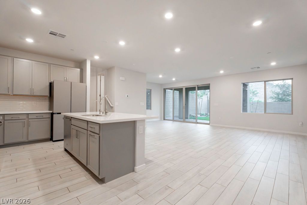 11620 Desert Hollow Avenue, Las Vegas, NV 89138 — photo 4