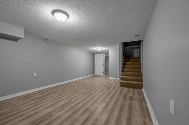 6356 Van Meter Road, Winchester, KY 40391