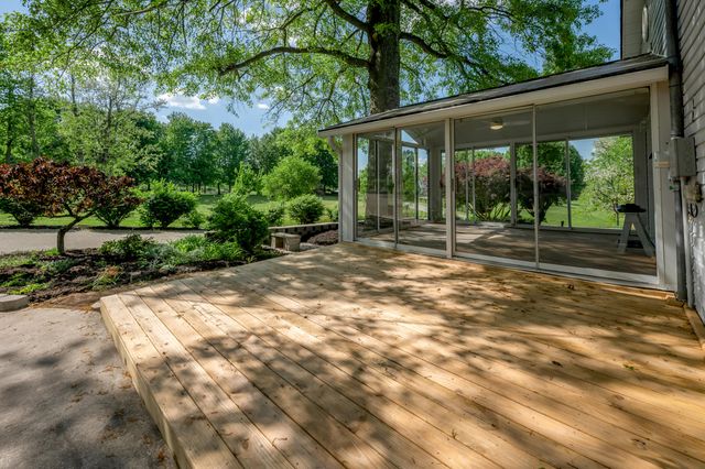 6356 Van Meter Road, Winchester, KY 40391