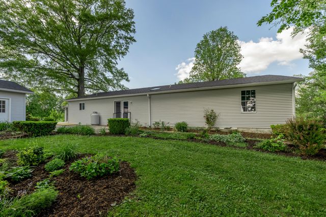 6356 Van Meter Road, Winchester, KY 40391