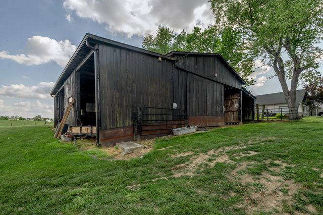 6356 Van Meter Road, Winchester, KY 40391