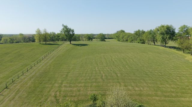 6356 Van Meter Road, Winchester, KY 40391