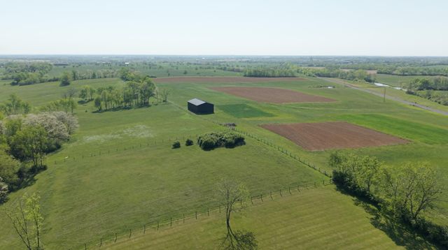 6356 Van Meter Road, Winchester, KY 40391