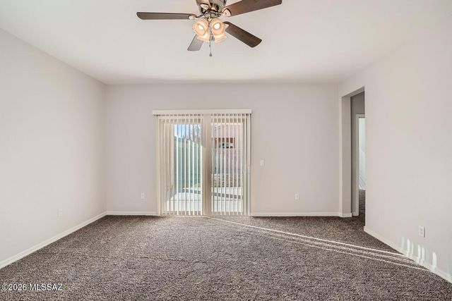 8253 W Razorbill Drive, Tucson, AZ 85757