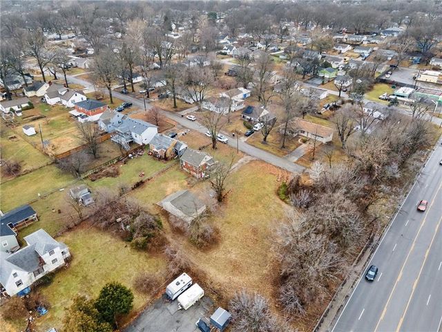 5131 N Lister Avenue, Kansas City, MO 64119