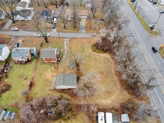 5131 N Lister Avenue, Kansas City, MO 64119