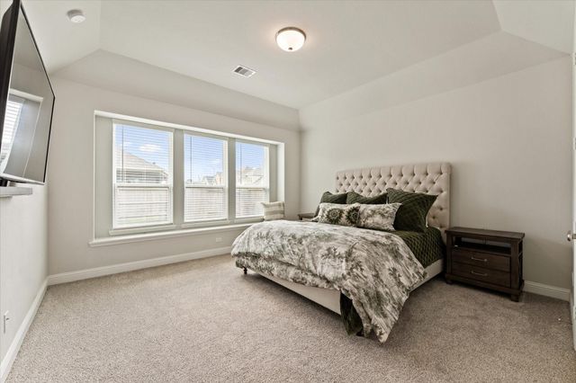 19335 Belmont Stakes Way, Tomball, TX 77377