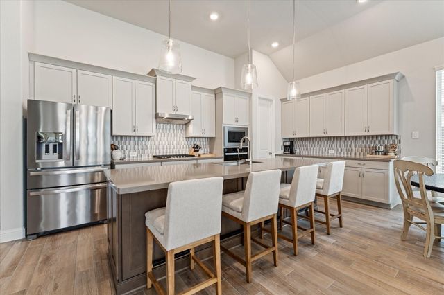 19335 Belmont Stakes Way, Tomball, TX 77377