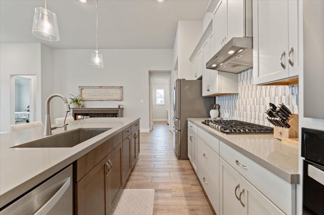 19335 Belmont Stakes Way, Tomball, TX 77377