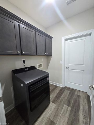 999 Woodview Ridge Trail, Lewisville, NC 27023