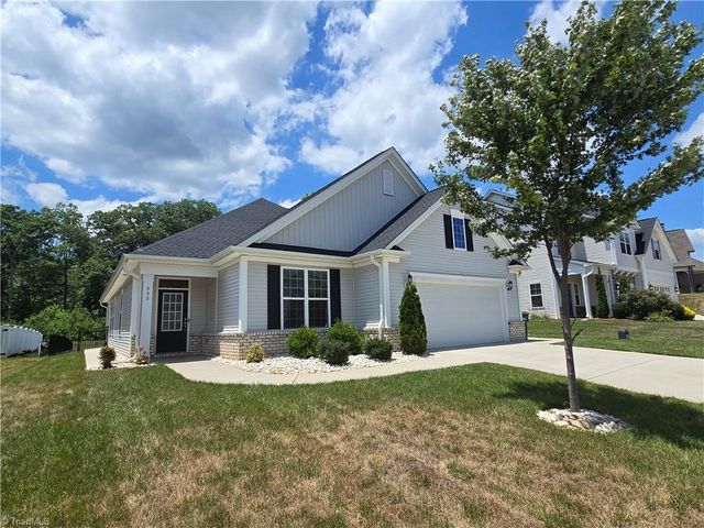 999 Woodview Ridge Trail, Lewisville, NC 27023
