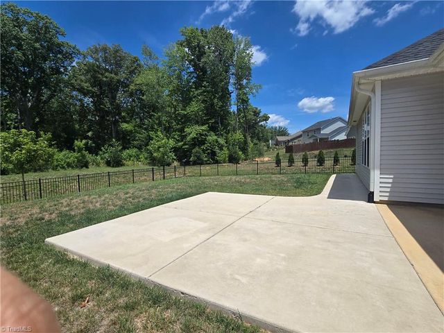 999 Woodview Ridge Trail, Lewisville, NC 27023