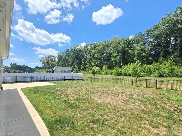 999 Woodview Ridge Trail, Lewisville, NC 27023