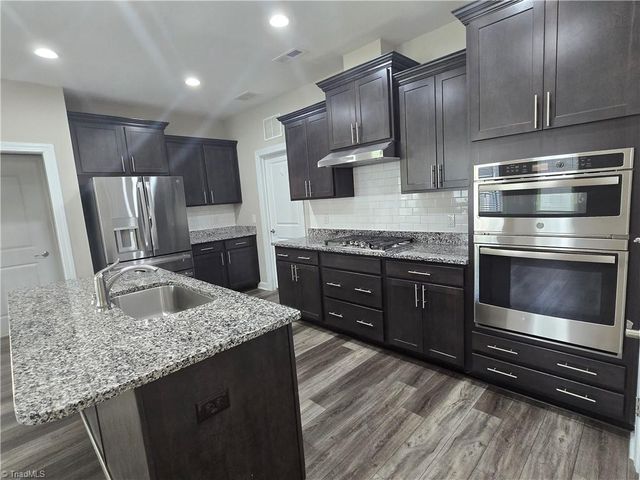 999 Woodview Ridge Trail, Lewisville, NC 27023
