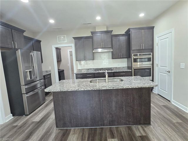 999 Woodview Ridge Trail, Lewisville, NC 27023