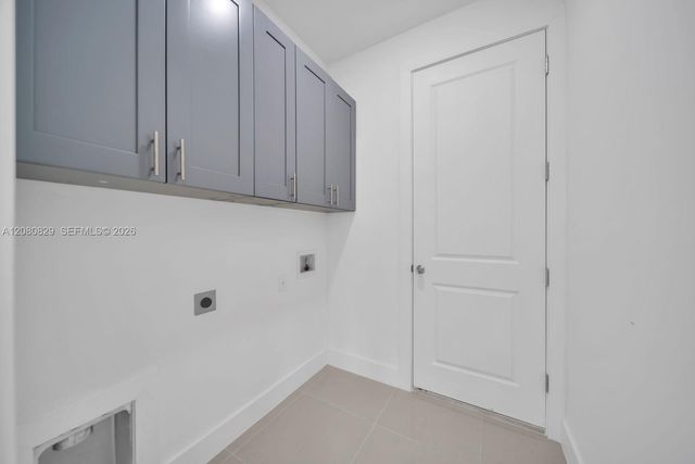 856 William Denver Street, Lehigh Acres, FL 33974