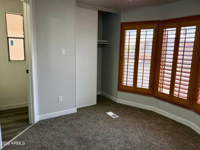 8601 N 71ST Avenue 117, Glendale, AZ 85301