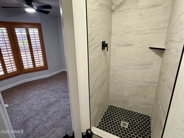 8601 N 71ST Avenue 117, Glendale, AZ 85301