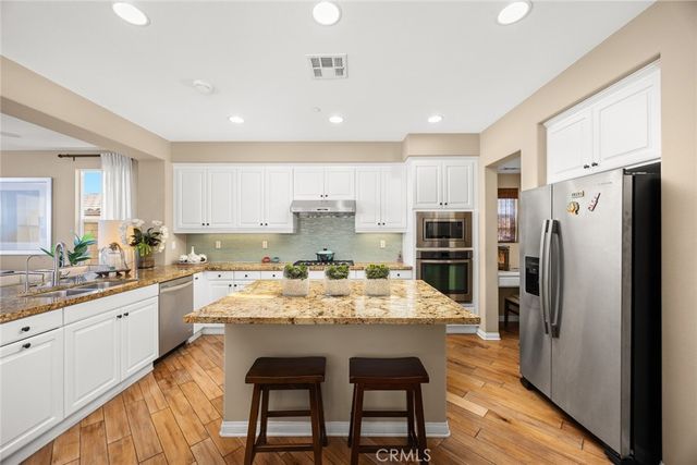 620 E Mandevilla Way, Azusa, CA 91702