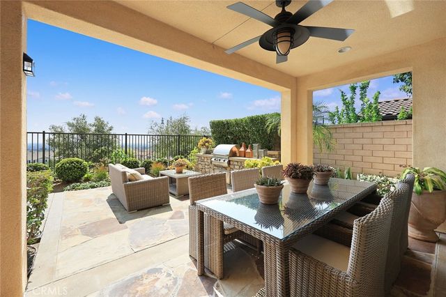 620 E Mandevilla Way, Azusa, CA 91702