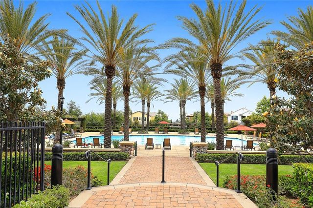 620 E Mandevilla Way, Azusa, CA 91702