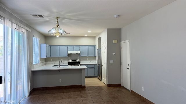 8184 Palace Monaco Avenue, Las Vegas, NV 89117