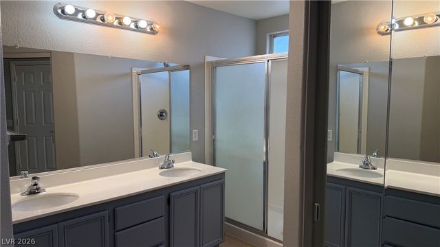 8184 Palace Monaco Avenue, Las Vegas, NV 89117