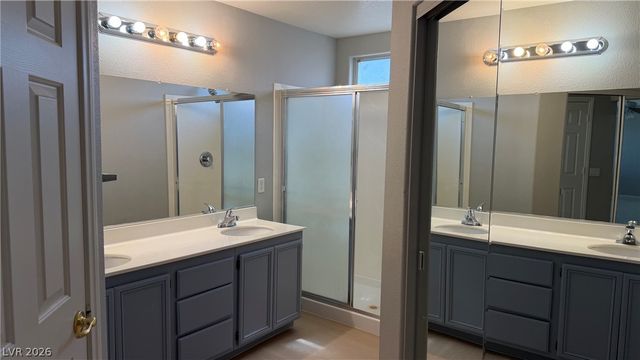 8184 Palace Monaco Avenue, Las Vegas, NV 89117