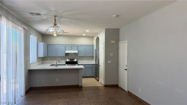 8184 Palace Monaco Avenue, Las Vegas, NV 89117
