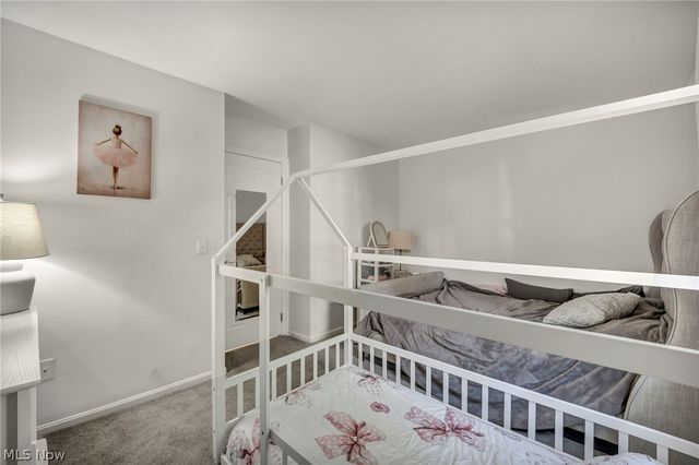 4779 Columbia Road 102, North Olmsted, OH 44070