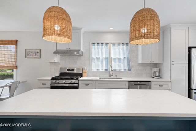 197 Bridge Avenue, Point Pleasant, NJ 08742