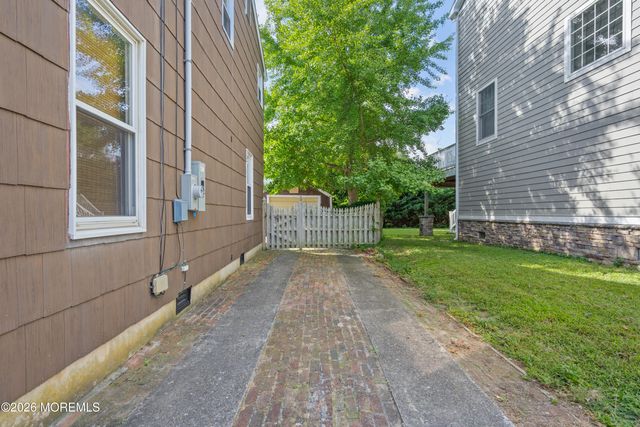 197 Bridge Avenue, Point Pleasant, NJ 08742