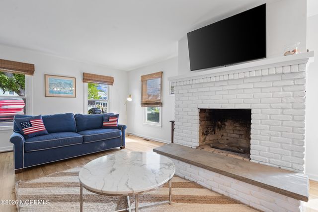 197 Bridge Avenue, Point Pleasant, NJ 08742