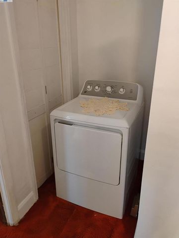 2621 66th Avenue, Oakland, CA 94605