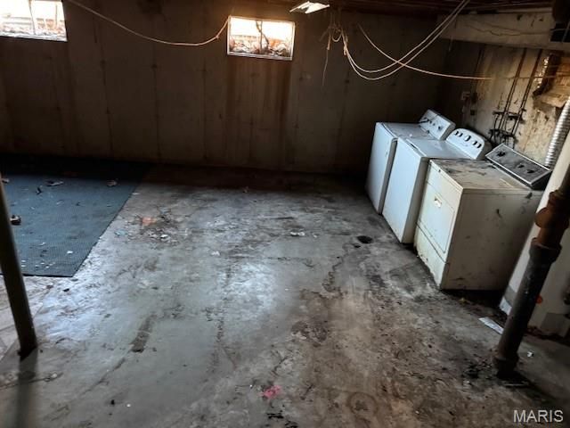 7334 Terri Robyn Drive, St Louis, MO 63129