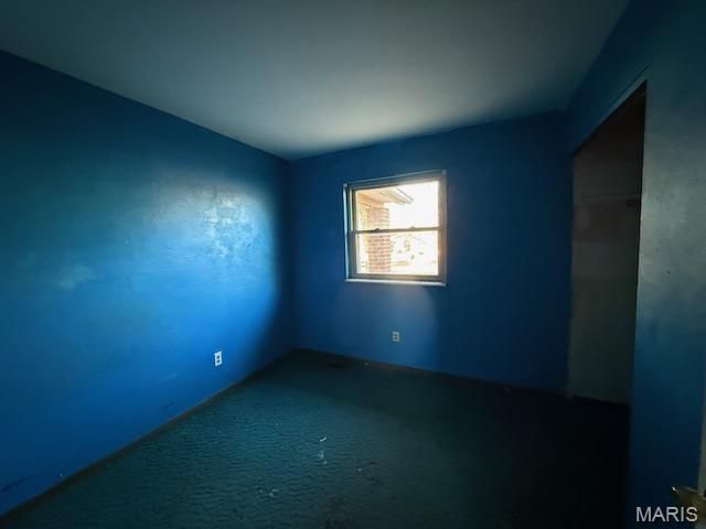 7334 Terri Robyn Drive, St Louis, MO 63129