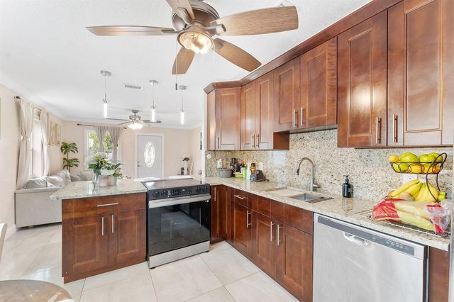 4830 ALBERTA Avenue, West Palm Beach, FL 33417