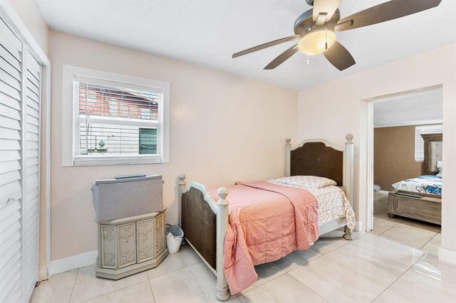 4830 ALBERTA Avenue, West Palm Beach, FL 33417