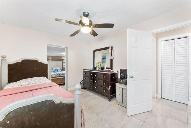 4830 ALBERTA Avenue, West Palm Beach, FL 33417