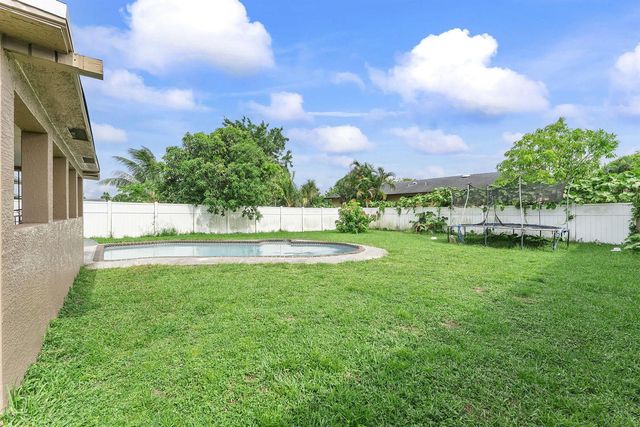 4830 ALBERTA Avenue, West Palm Beach, FL 33417