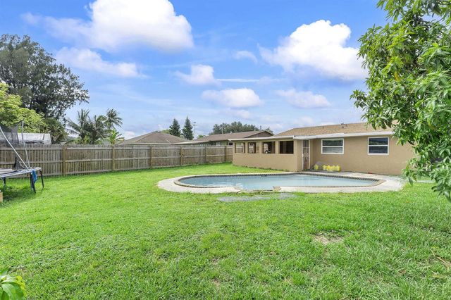 4830 ALBERTA Avenue, West Palm Beach, FL 33417