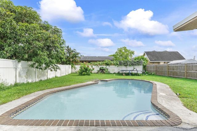 4830 ALBERTA Avenue, West Palm Beach, FL 33417