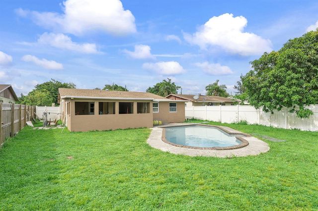 4830 ALBERTA Avenue, West Palm Beach, FL 33417
