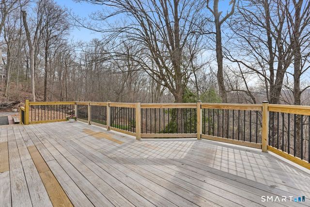 202 Hogan Road, Hamden, CT 06518